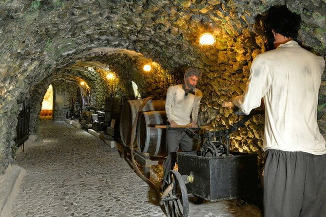 Santorini 6 hours Day tour and Lunch - Exploring Santorini in 6 Hours: A Practical Overview