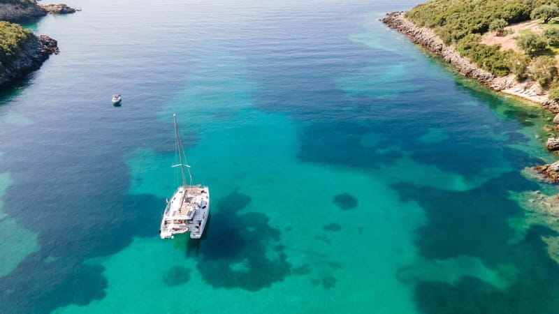 Santorini: Caldera Sail & Swim Tour for Cruise Travelers - Who Is This Tour Best Suited For?