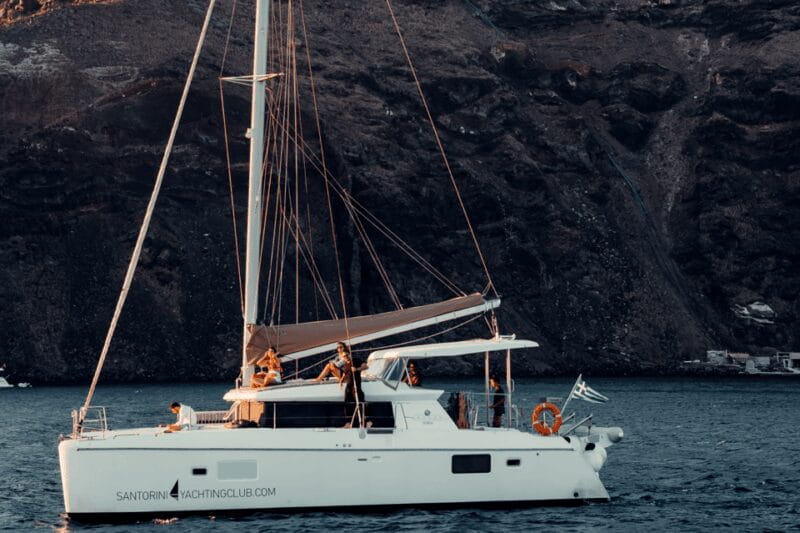 Santorini: Catamaran Caldera Cruise with Meal and Drinks - Key Points / Takeaways