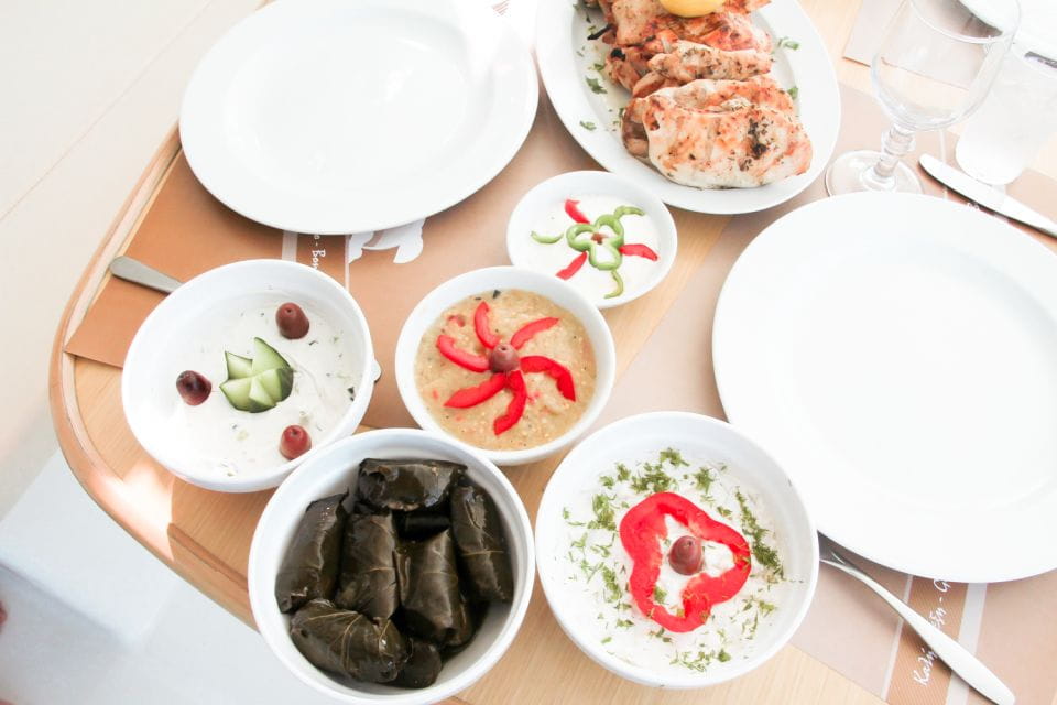 Santorini: Catamaran Tour With BBQ Meal and Unlimited Drinks - Customer Reviews