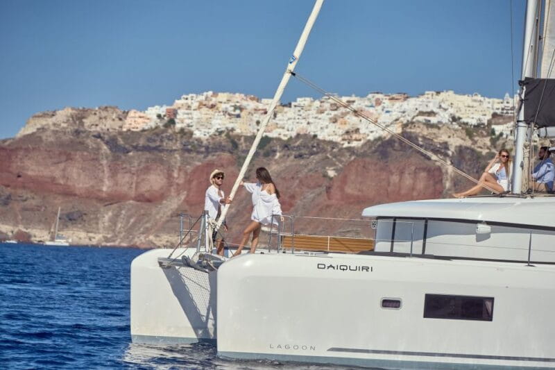 Santorini: Day Luxury Catamaran Cruise with Meal & Drinks - Key Points / Takeaways