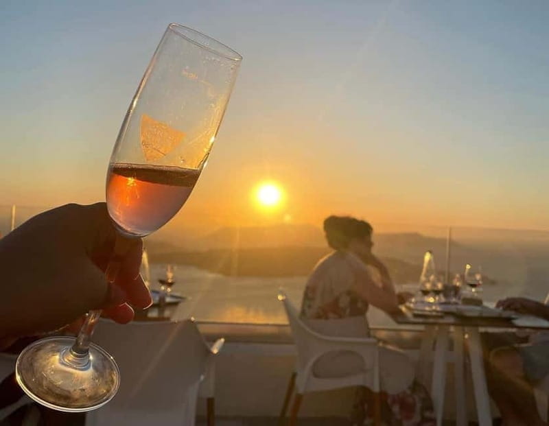 Santorini: Explore the Islands Beauty & Sunset Wine Tasting - Exploring Santorini’s Beauty and Sunset Wine Tasting: An In-Depth Review