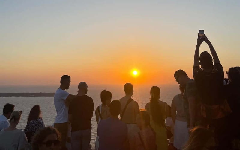 Santorini: Explore the Islands Beauty & Sunset Wine Tasting - Who Would Love This Tour?