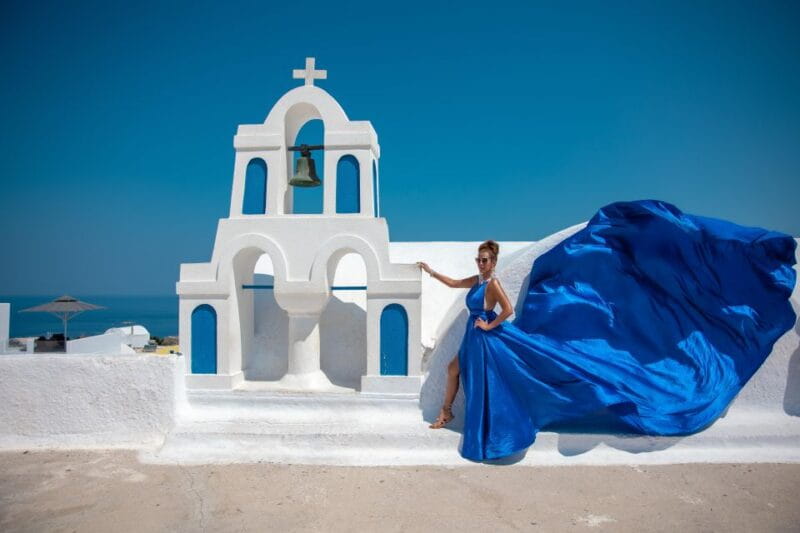 Santorini: Flying Dress Photoshoot - Who Should Consider This Experience?