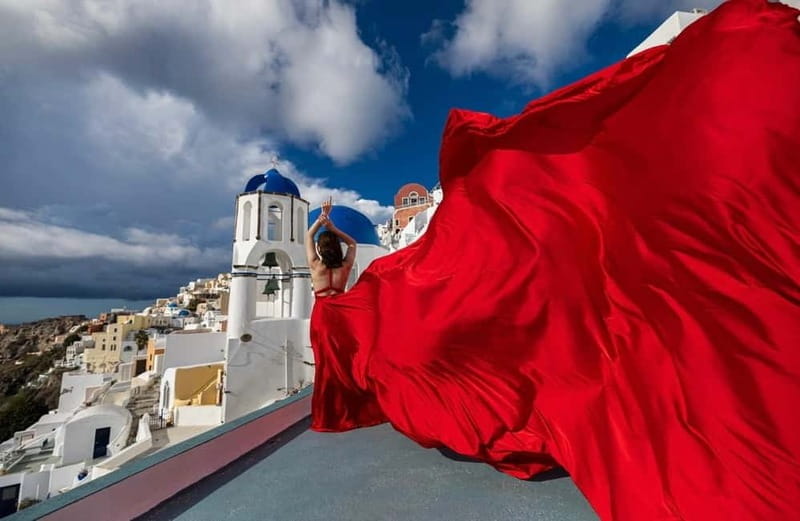 Santorini: Flying Dress Photoshoot **Dress Included** - What Sets This Experience Apart?