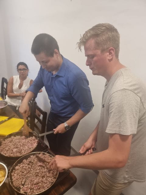 Santorini: Hands on Cooking Class With a Chef - Key Points