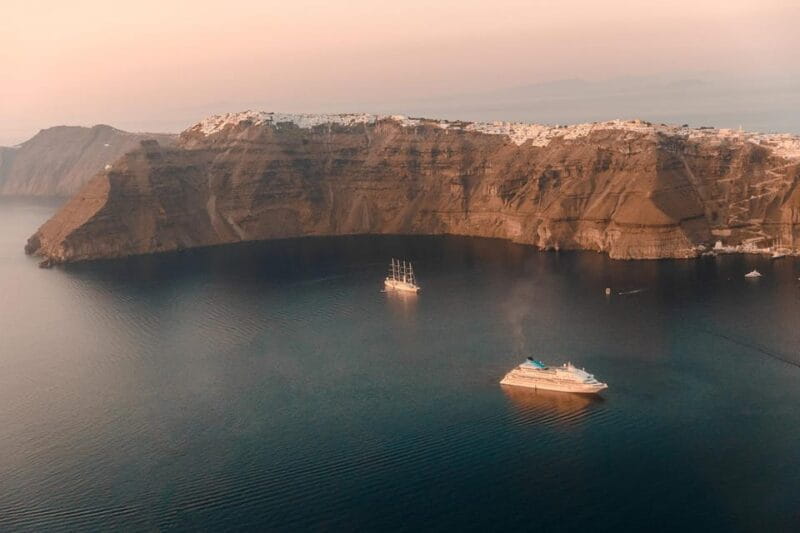 Santorini Helicopter Tour 20 minutes - Santorini Helicopter Tour: Soar Above the Greek Island Paradise