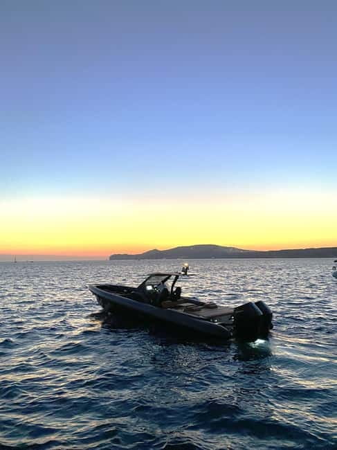 Santorini: High-Speed Cruise on a Sleek, Modern Yacht - Who Is This Tour Best For?