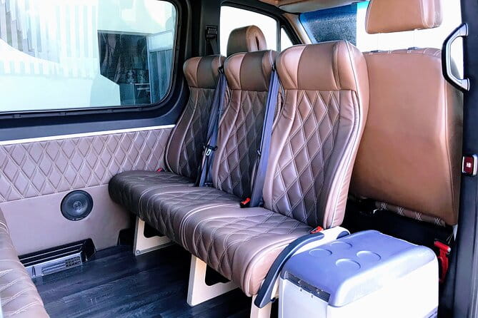 Santorini Hotel/Port & Airport Transfers - Entering Santorini with Ease