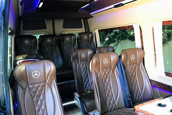 Santorini Hotel/Port & Airport Transfers - Experience and Comfort