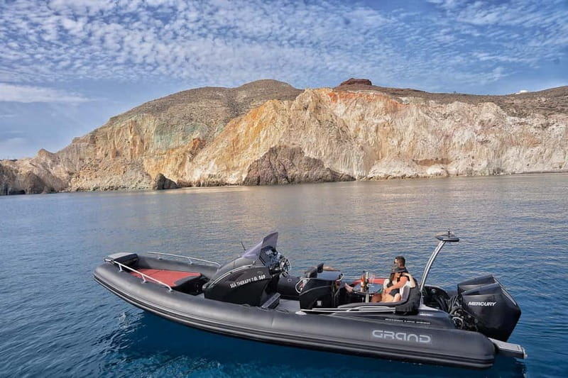 Santorini : Luxury Rib rental with Captain & Fuel included - Exploring Santorini by Sea: An In-Depth Review of the Luxury Rib Rental