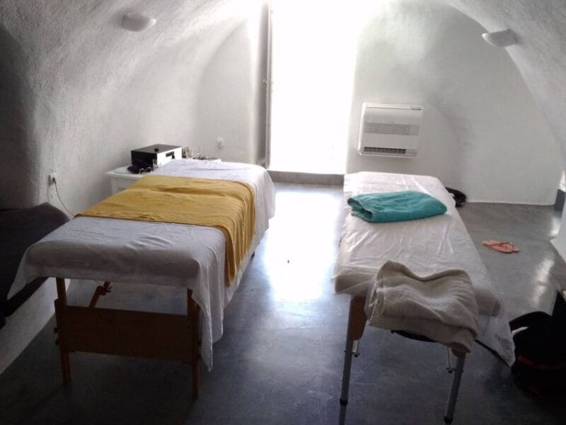 Santorini: Mobile Couples Massage at Your Private Villa - Who Will Love This Experience?