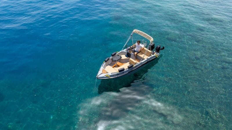 Santorini: Motor Boat Full-Day or 5-Hour Rental - Exploring Santorini by Boat: An Honest Look at the Full-Day or 5-Hour Rental