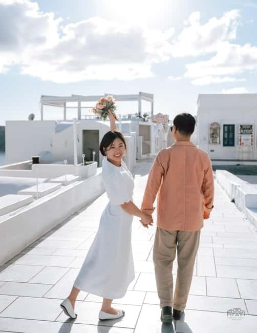 Santorini: Oia Private Couple Photoshoot with 35 Photos - Final Thoughts
