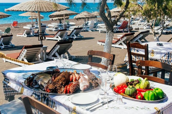 Santorini Private Sightseeing Guided Tour - Visiting the Archaeological Site