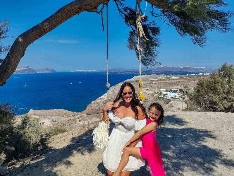 Santorini: Private Tailor Made Tour with a Local Guide - Key Points / Takeaways