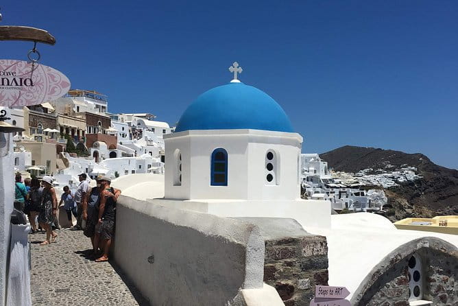 Santorini: Private Tour in the Picturesque Village of Oia - Who Should Book This Tour?