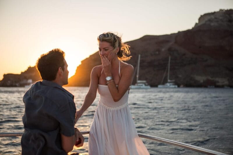 Santorini Proposal: A Luxury Photoshoot for Your Yes! Moment - An Honest Look at the Proposal Photoshoot in Santorini