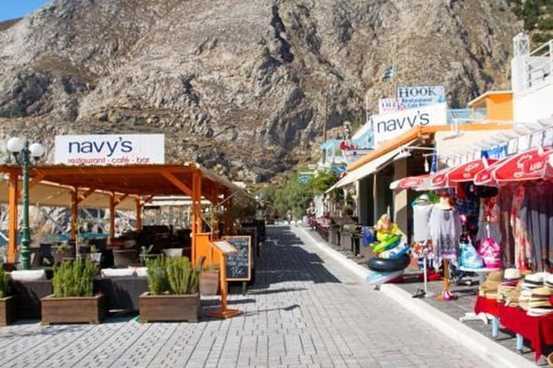 Santorini: Red Beach and Perissa With Lunch and Sunbeds - Price and Logistics: Analyzing the Value