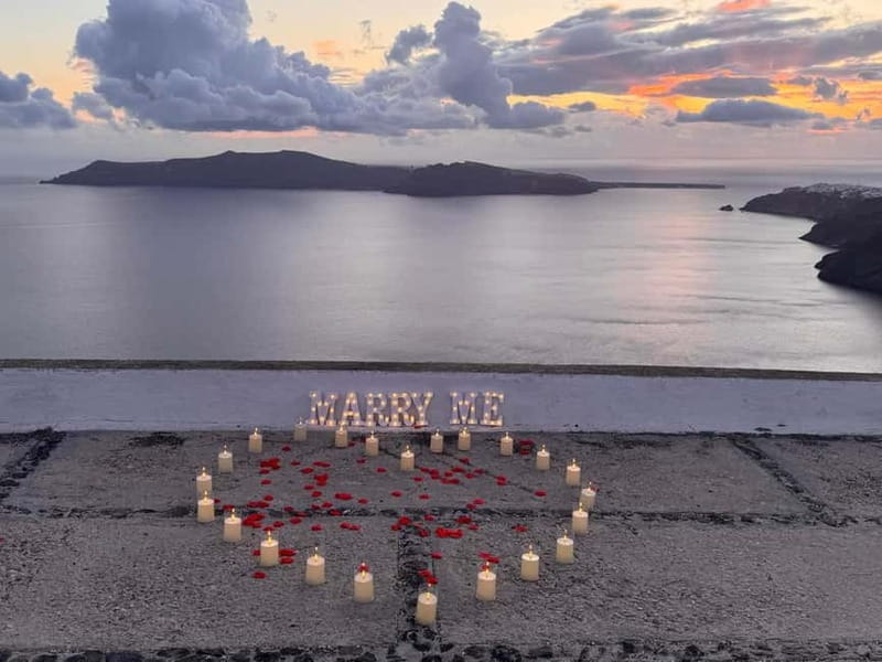 Santorini: Romantic Proposal with Caldera View - Logistics: Timing, Duration, and Accessibility