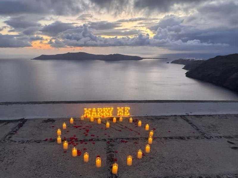 Santorini: Romantic Proposal with Caldera View - Who Is This Experience Best For?