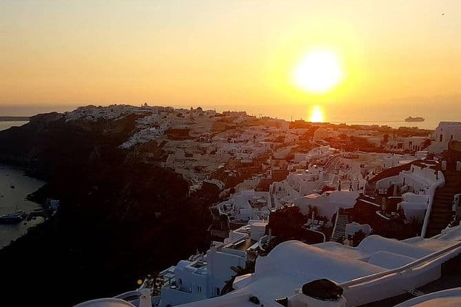 Santorini Round Tour - An In-Depth Review of the Santorini Round Tour