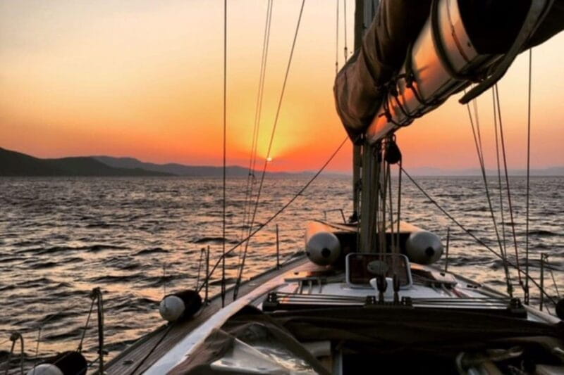 Santorini Sailsational: The Ultimate Caldera Sunset Cruise - An In-Depth Look at the Santorini Sailsational Experience