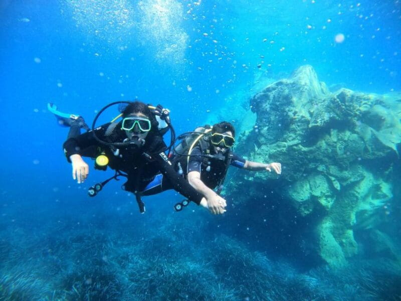 Santorini: Scuba Diving Experience in Caldera for Beginners - Practicalities and Tips for Your Dive