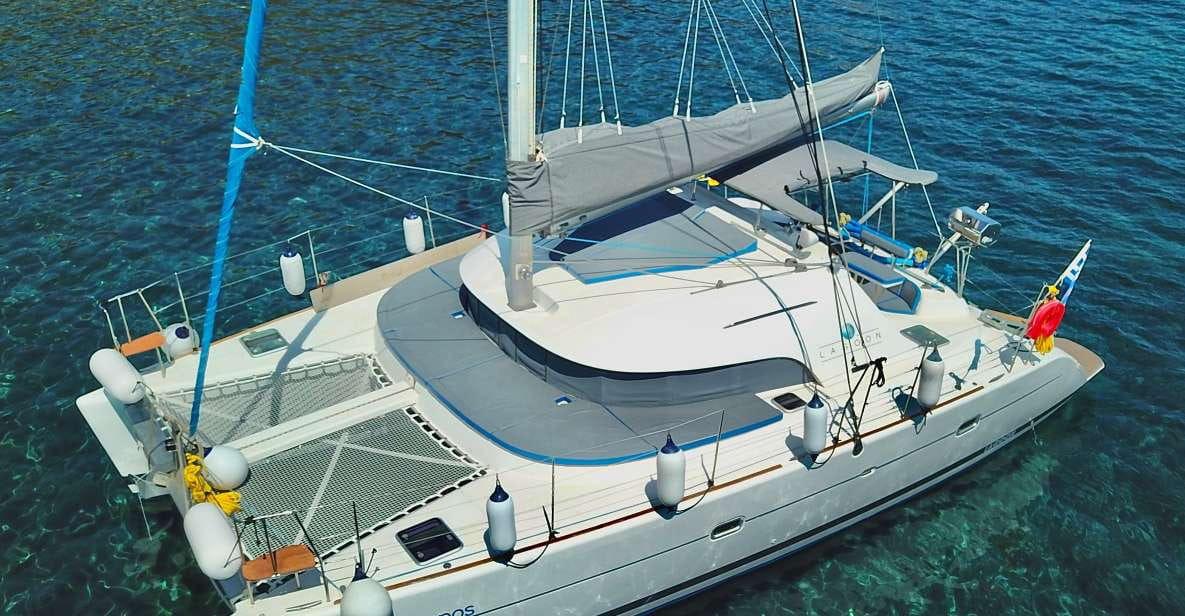 Santorini: Semi-Private Catamaran Cruise With Food & Drinks - Key Points