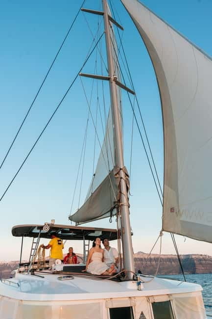 Santorini: Semi-Private Sailing Cruise Day & Sunset/max 15 p - The Culinary Experience: Food and Drink on Board