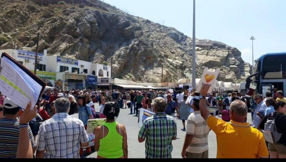 Santorini Tour Experts at Hidden Treasures of Island - Tour Logistics and Requirements