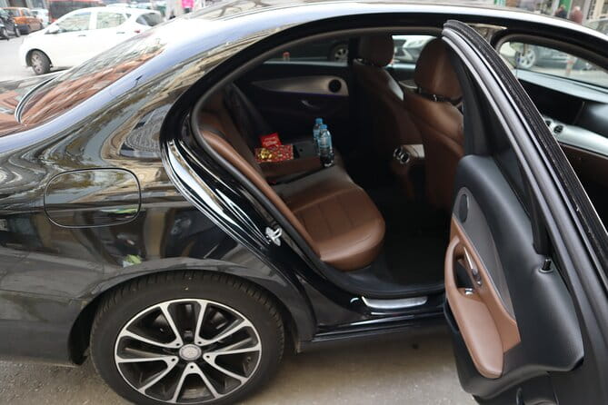 Santorini VIP Limousine Transfer Services - In-Depth Review of Santorini VIP Limousine Transfer Service