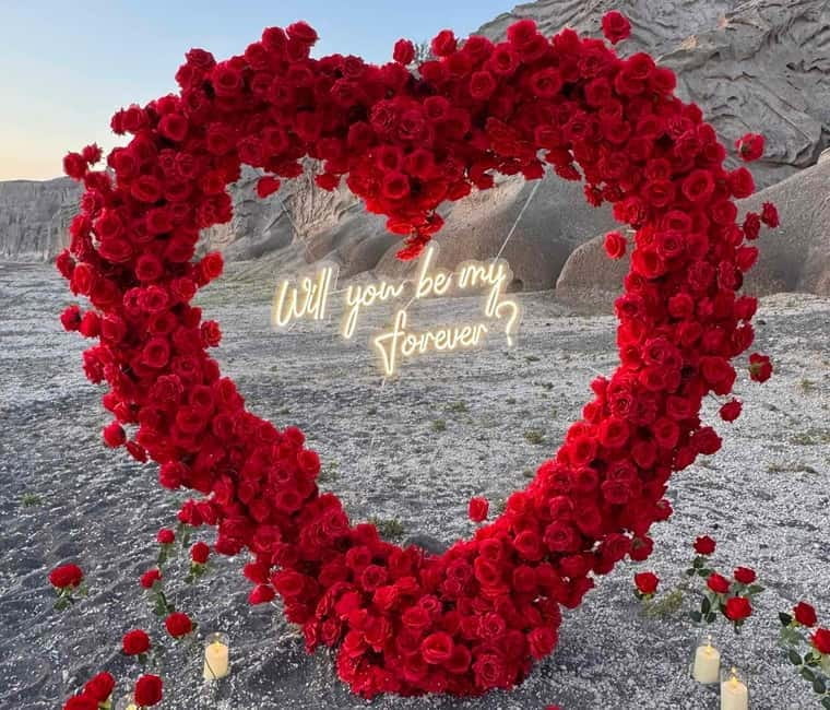 Santorini: Vlychada Beach Dreamy Proposal with Heart Arch - FAQ