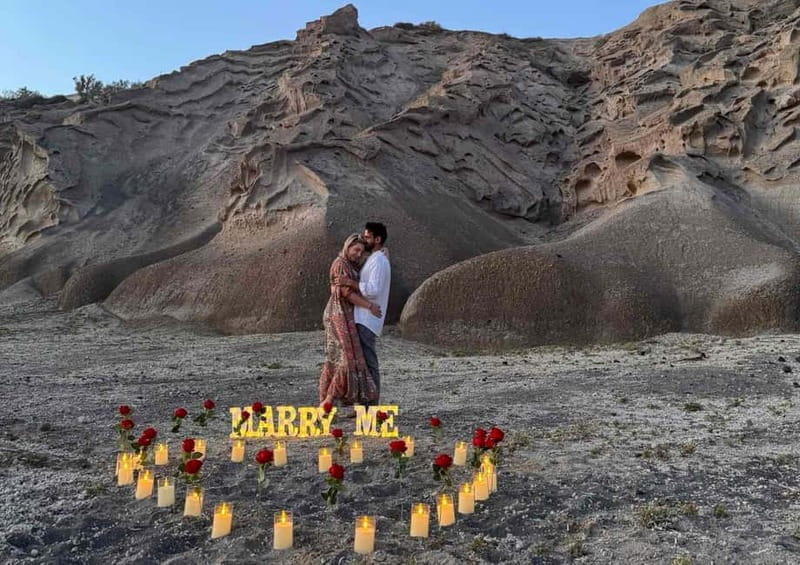 Santorini: Vlychada Beach Romantic Proposal Package - Key points / Takeaways