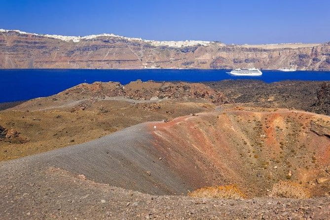 Santorini Volcano Cruise Including Hot Springs and Thirasia - FAQ