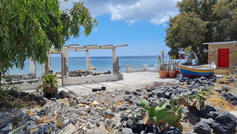 Santorini Wine & History Tour with 3 Expert Sommeliers - Discovering the Heart of Santorini’s Winemaking