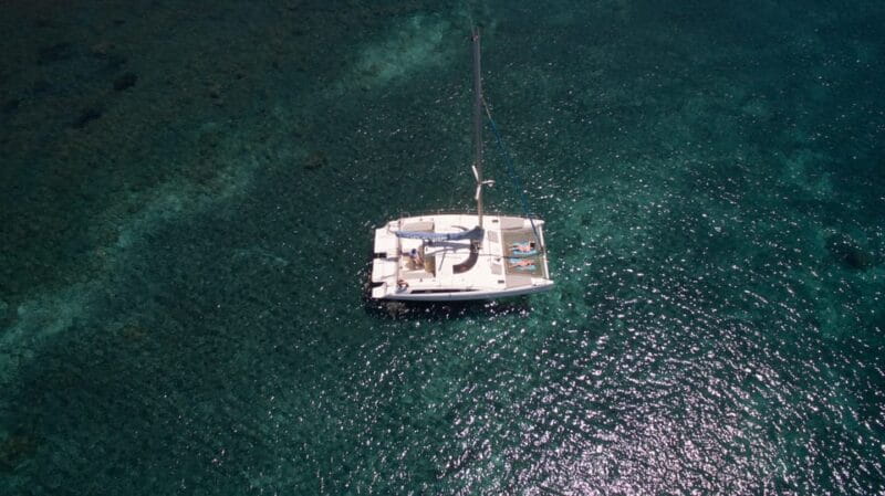 Santorini:Catamaran: private cruise with food & drinks - FAQ