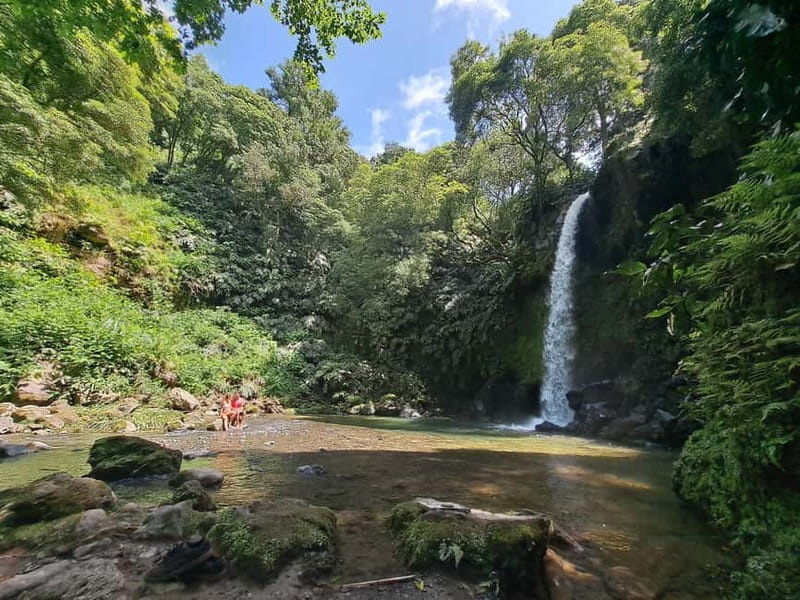 São Miguel: Enchanted Secret Waterfalls Hike, Dive, and Dine - FAQs about São Miguel: Enchanted Secret Waterfalls Hike, Dive, and Dine