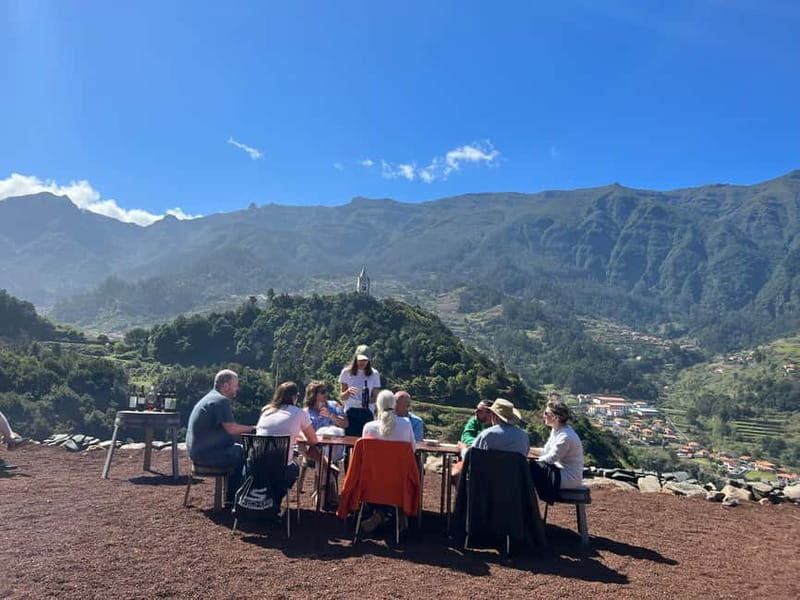 São Vicente Vineyard Visit With Traditional Lunch - Tasting and Lunch: Savoring Madeira’s Flavors