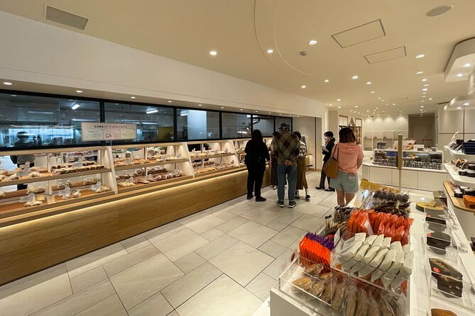 Sapporo Privete Tour: Royce Town, Autumn Foliage, Sunset Viewing - The Scenic Beauty of Hokkaido University