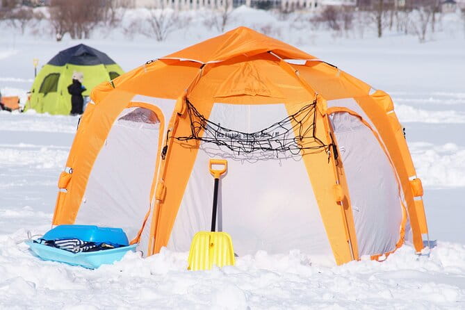 Sapporo Privetetaxi: Smelt Fishing, ROYCE CACAO & CHOCOLATE TOWN - Key Points