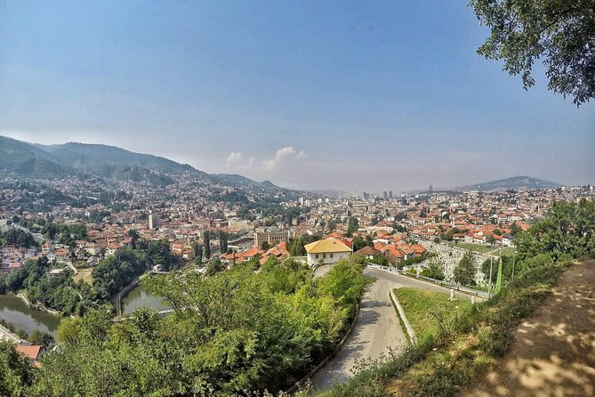 SARAJEVO SIEGE TIMES '92-'95 / Sarajevo Roses & Tunnel of Hope / - FAQ