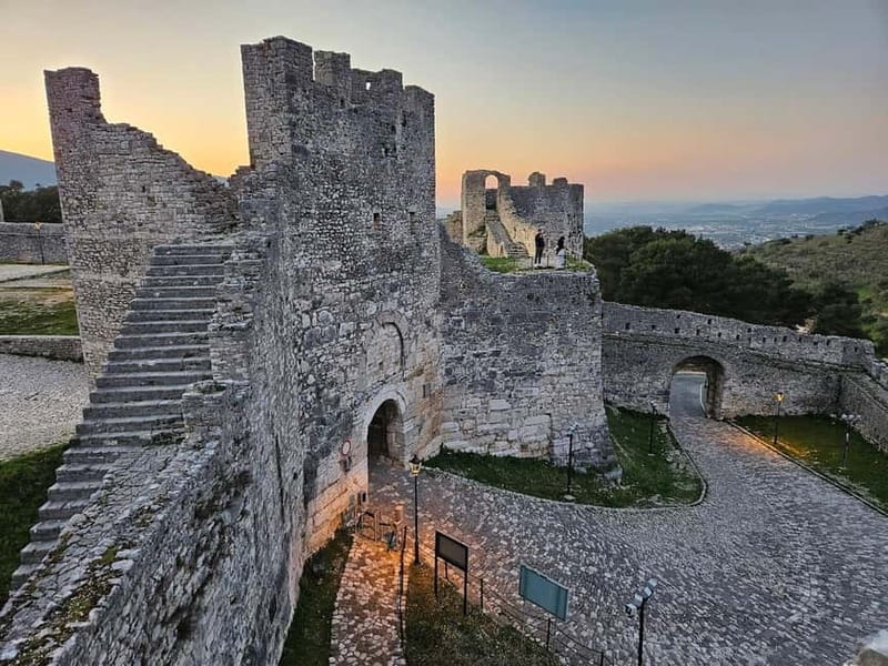 Saranda: Berat 2-Day Tour with Accommodation and Meals - The "Mangalem" Neighborhood: Medieval Charm