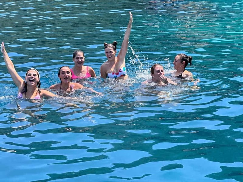 Saranda: Boat Tour to Turtle Cave, Kakome & Krorez - Kakome Bay: A Tranquil Escape