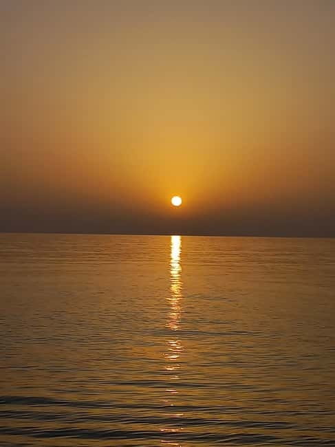 Sarandë: Golden Hour Escape on Relaxing Sunset Boat Tour - FAQ