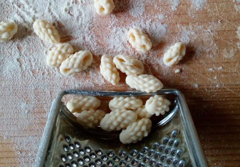 Sardinia: Pasta and Dessert Cooking Class with a Local Chef - Key Points / Takeaways