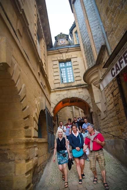 Sarlat: Guided Walking Tour - Exploring Sarlat: A Guide to the Guided Walking Tour