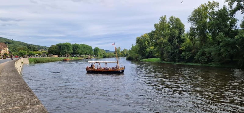 Sarlat: Travel Sketchbook - Key points / Takeaways