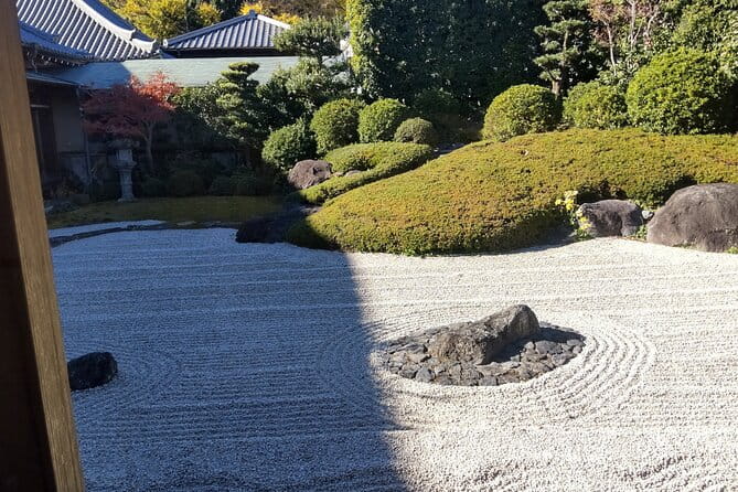 Satta Pass ,SHizuoka Hiroshige Museum and Jijiin Temple Tour/V-G - Meeting and Pickup