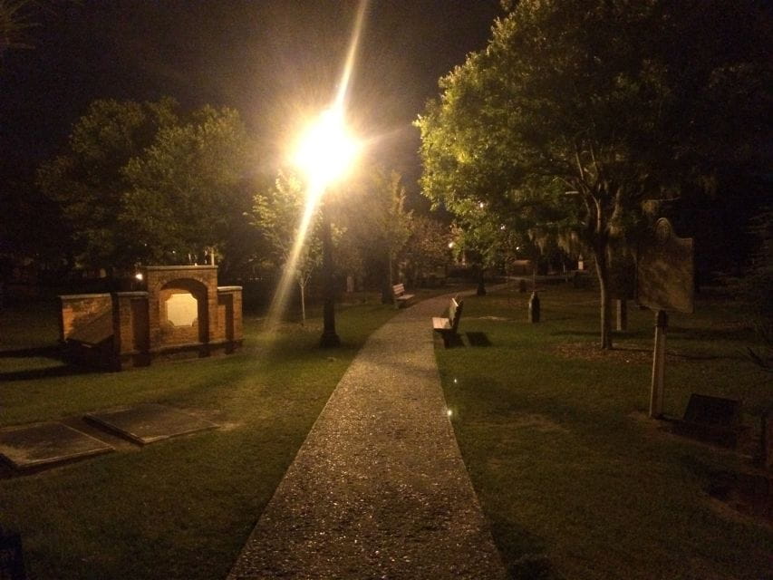 Savannah: Pub Crawl and Ghost Tour - Key Points